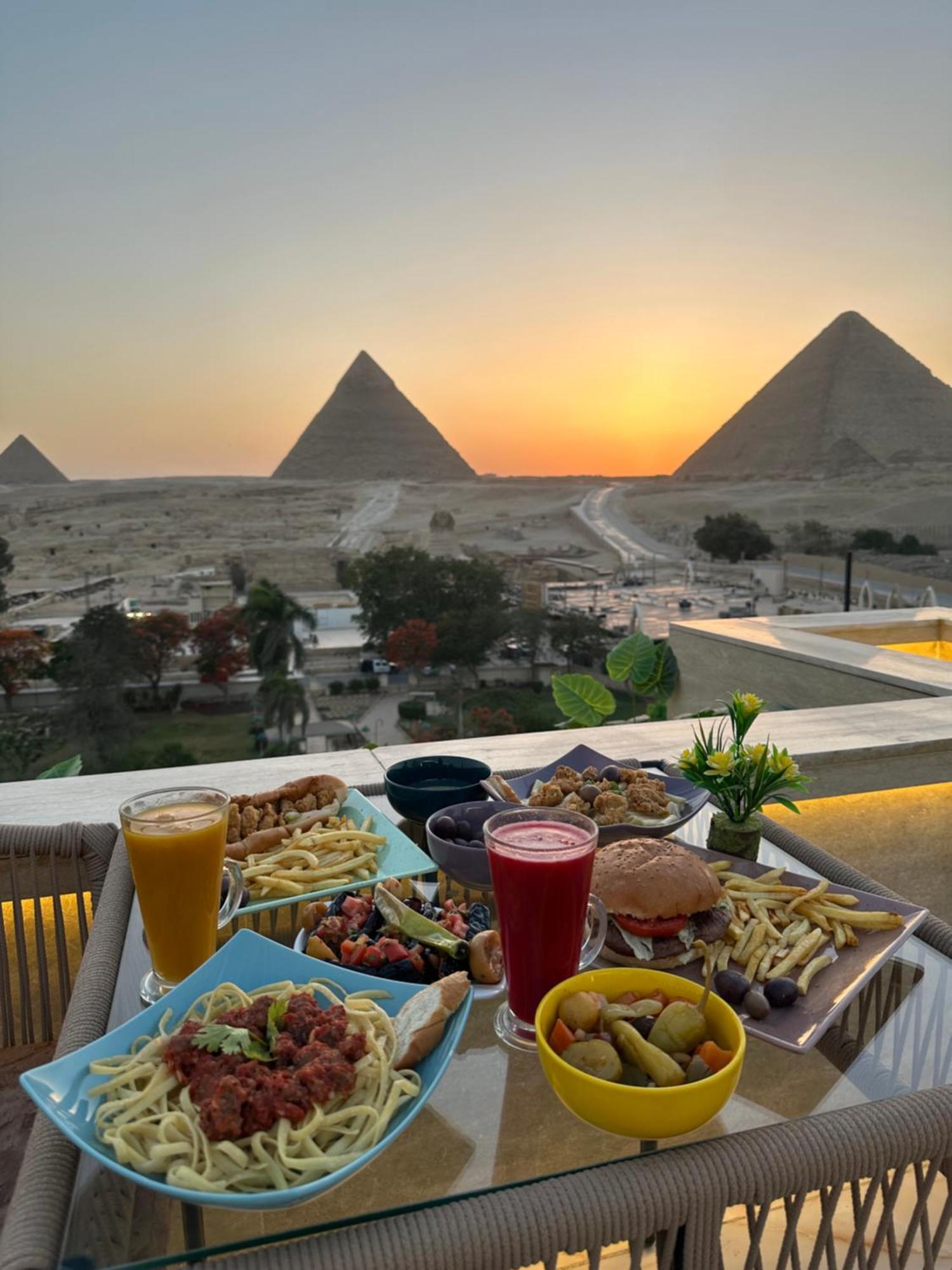Sahara Pyramids Inn Kafret el-Gabal Exterior foto